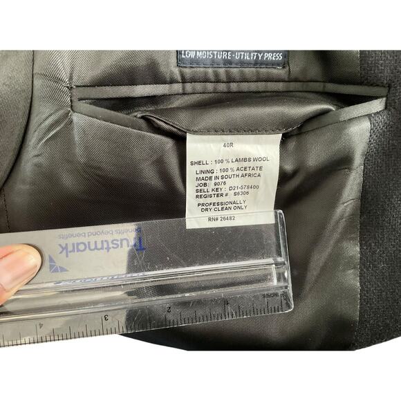 Oak Creek Black Lambs Wool Blazer 40R Two-Button Jacket Made in South Africa - Picture 8 of 14